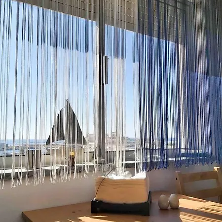 One Bed Cozy In The Center, 1min From Train Station 公寓 *