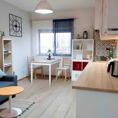One Bed Cozy In The Center, 1min From Train Station Olhao