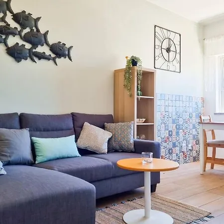 Apartment One Bed Cozy In The Center, 1min From Train Station
