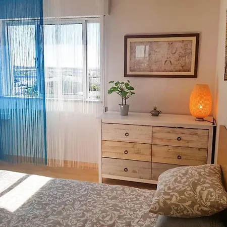 One Bed Cozy In The Center, 1min From Train Station Olhão